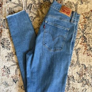 Levi Strauss Jeans - Size 27